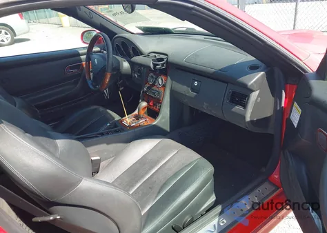 2002 Mercedes-Benz Slk 320 from USA, damaged, VIN WDBKK65F52F250464